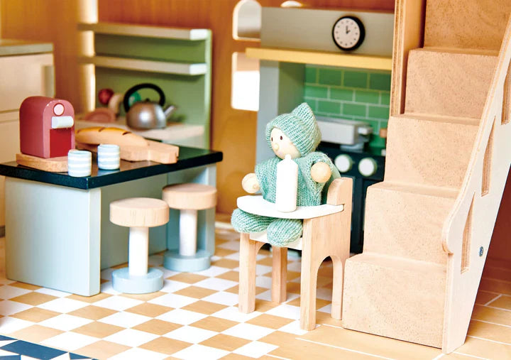 Transform Your Child's Imaginative Play with the Dolls House Kitchen Furniture