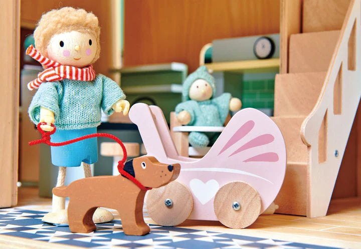 Dolls House Nursery Set: The Perfect Addition to Your Child's Imaginative Play Collection